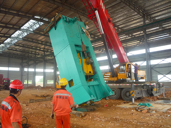 在設(shè)備吊裝搬運過程中哪些費用支出該如何進(jìn)行節(jié)省？